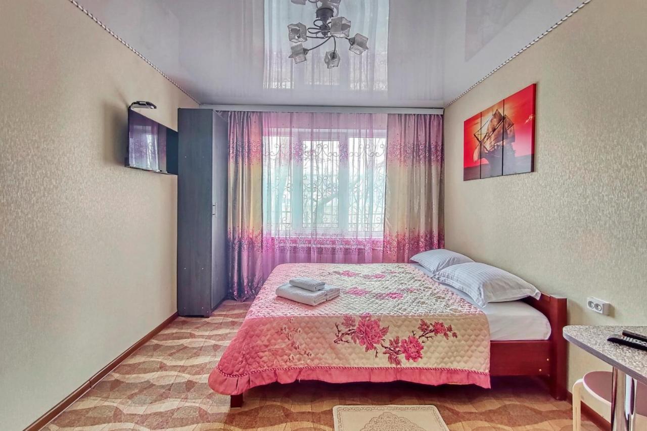 Апартаменты В Микрорайоне Орбита-2, 4 Almaty Exterior foto